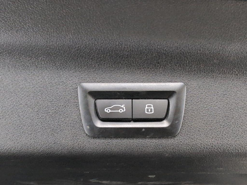 Foto 18 van BMW ix1