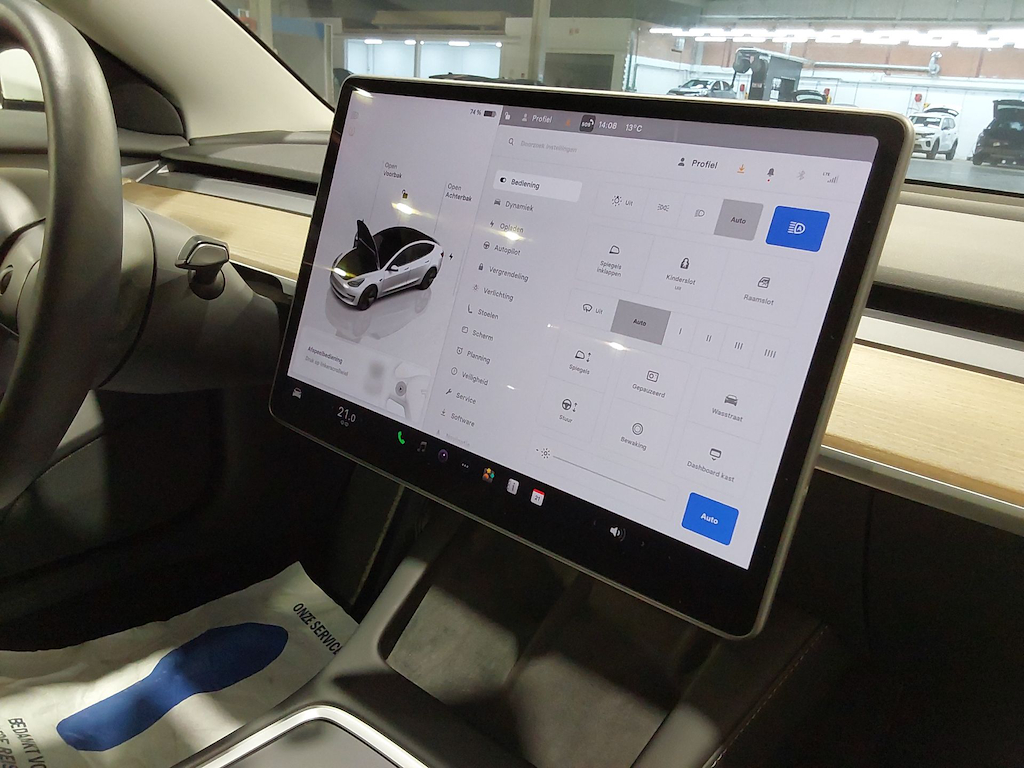 Foto 11 van Tesla Model 3
