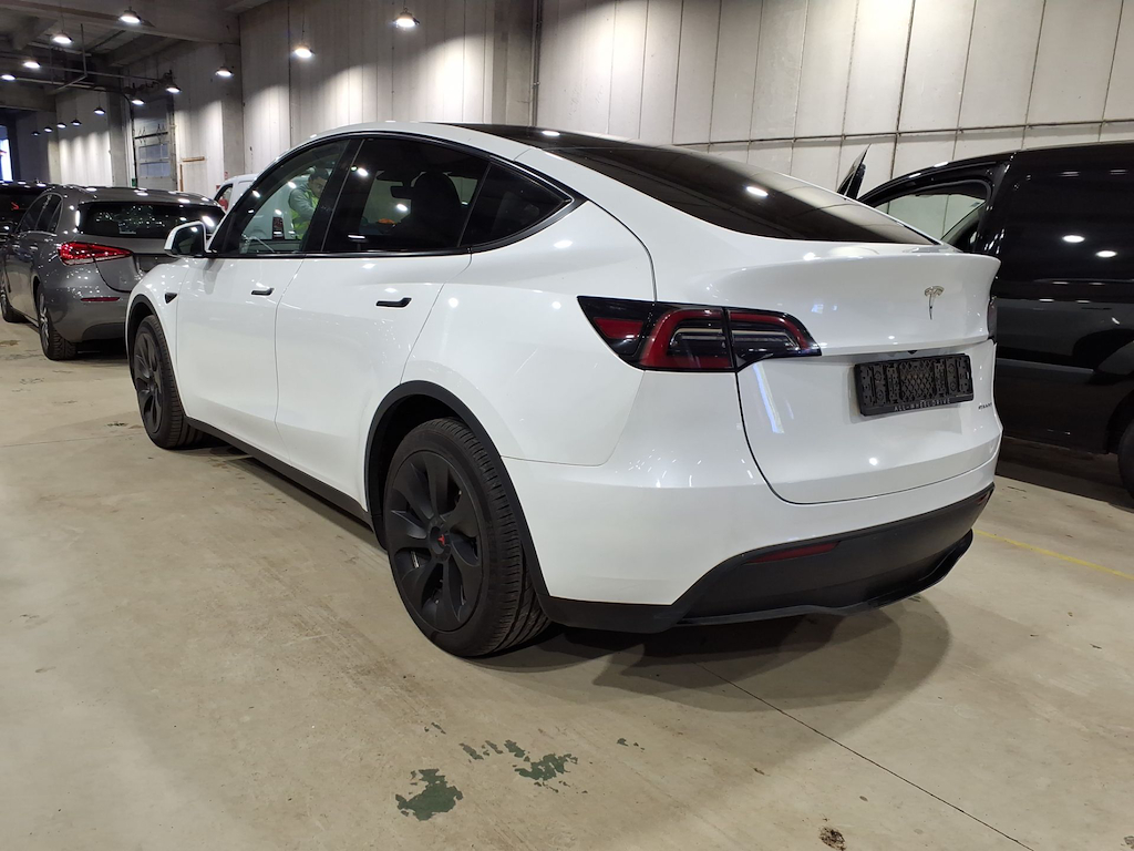 Foto 3 van Tesla Model Y