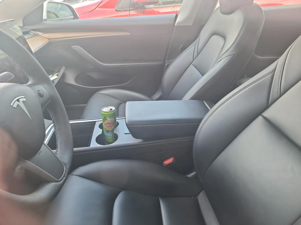 Foto 4 van Tesla Model 3