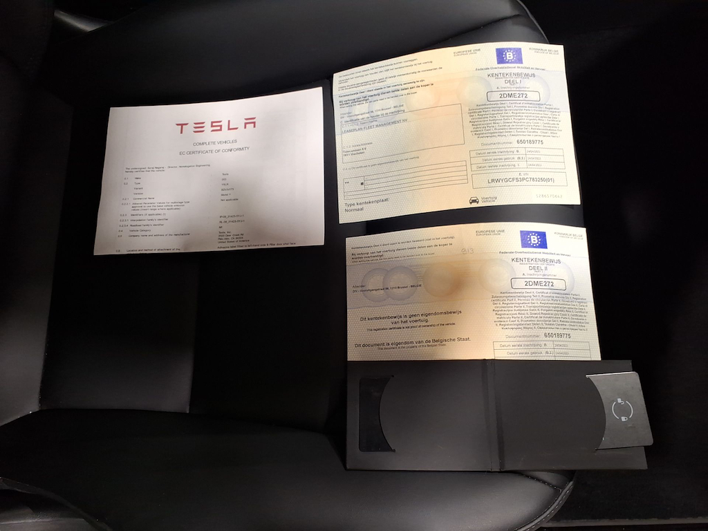 Foto 16 van Tesla Model Y