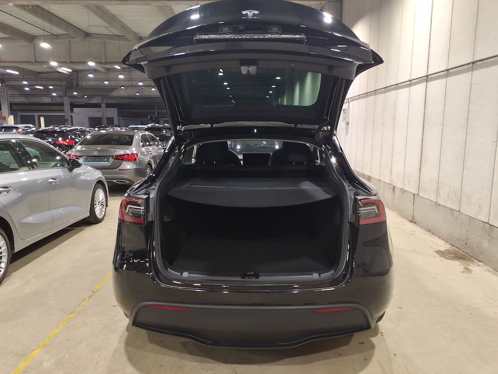 Foto 4 van Tesla Model Y