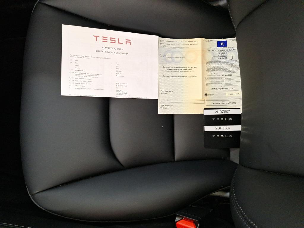Foto 13 van Tesla Model 3