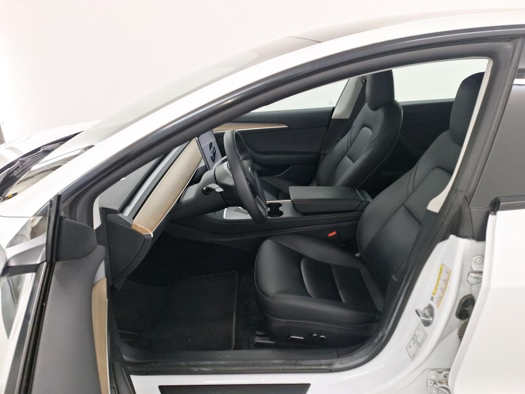 Foto 6 van Tesla Model 3