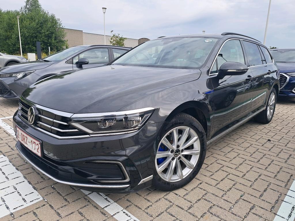 Volkswagen Passat VARIANT 1.4 TSI MSQ VARIANT GTE BUSINESS