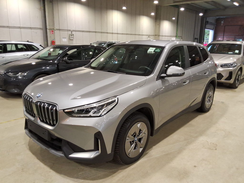 BMW iX1 BEV 67KWH XDRIVE30 (200KW) 4WD AUTO