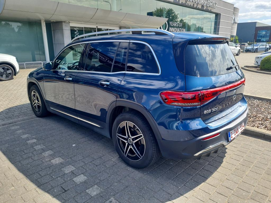 Foto 4 van Mercedes EQB