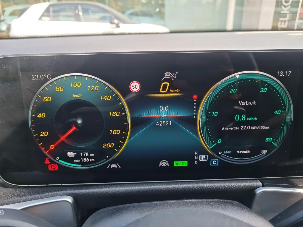 Foto 10 van Mercedes EQB