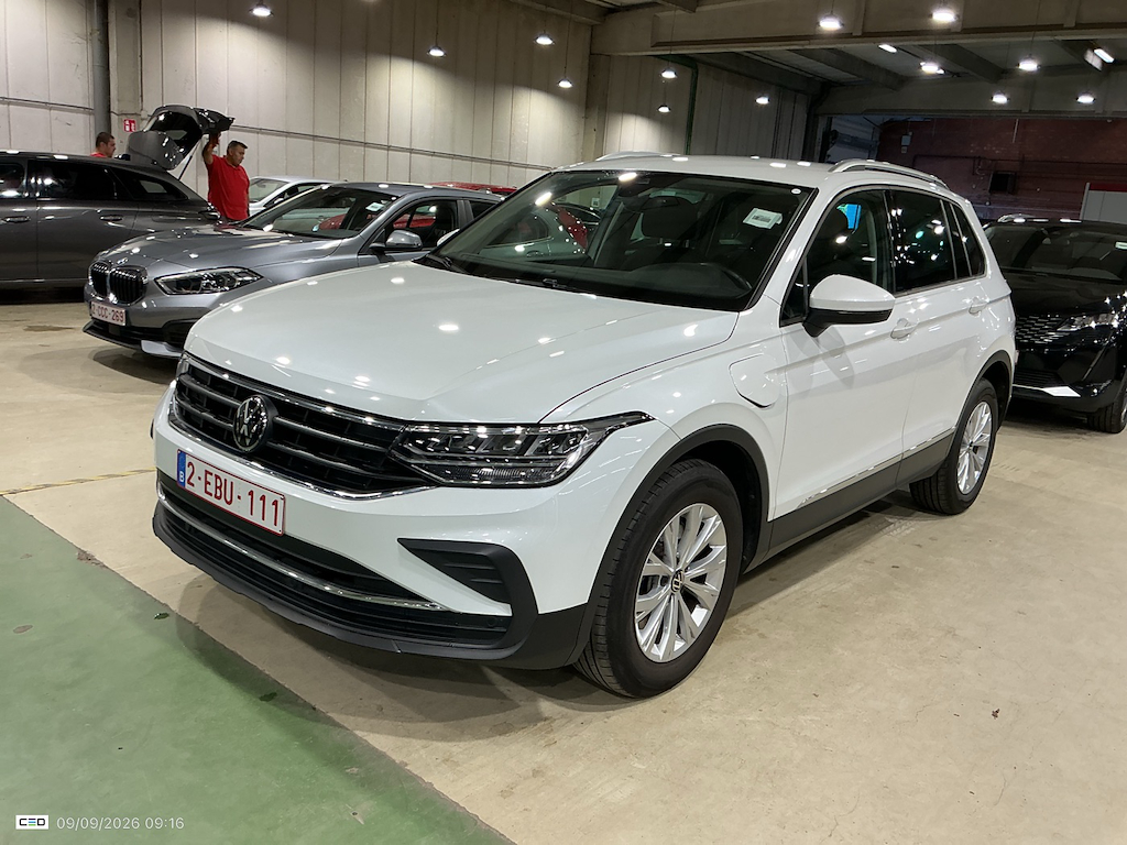 Volkswagen Tiguan 1.4 EHYBRID LIFE BUSINESS DSG