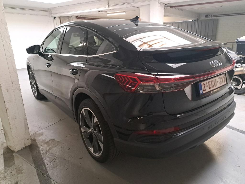 Foto 4 van Audi Q4 Sportback e-tron