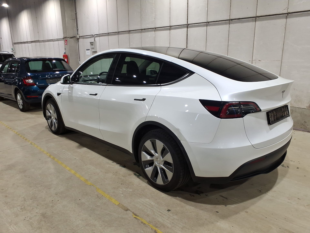 Foto 3 van Tesla Model Y