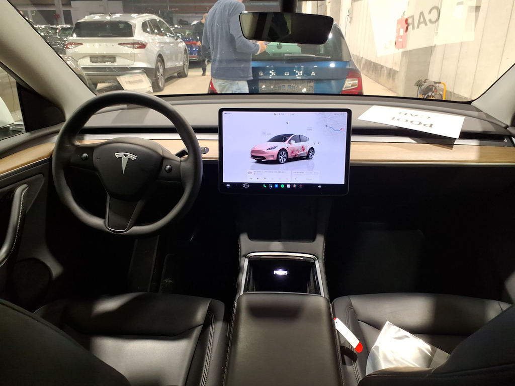Foto 7 van Tesla Model Y