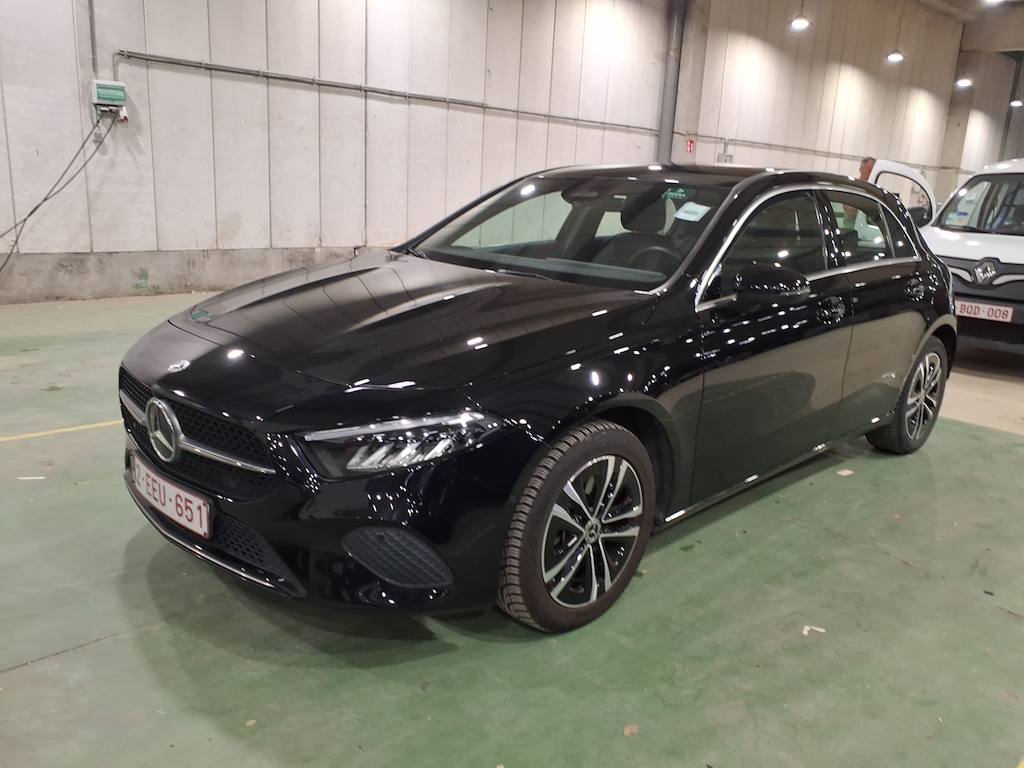 Mercedes-Benz A -CLSS 1.3  250 E LUXURY LINE DCT