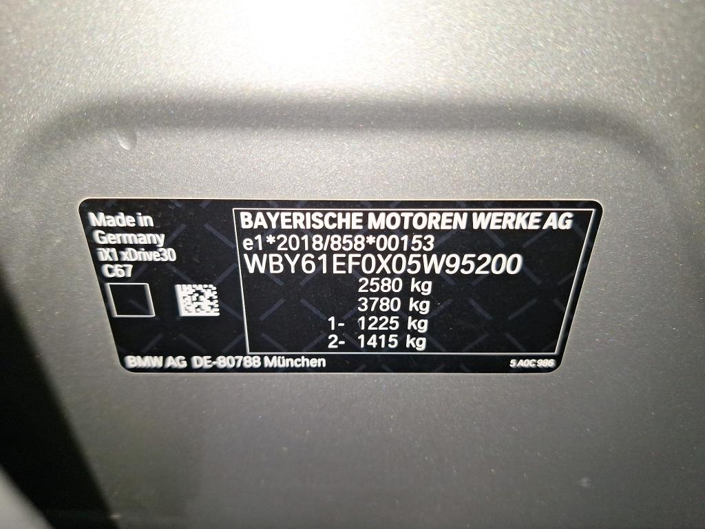 Foto 11 van BMW ix1