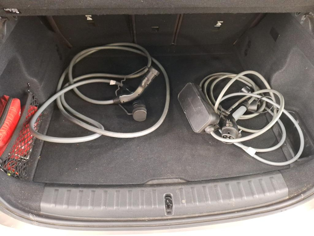 Foto 14 van BMW ix1