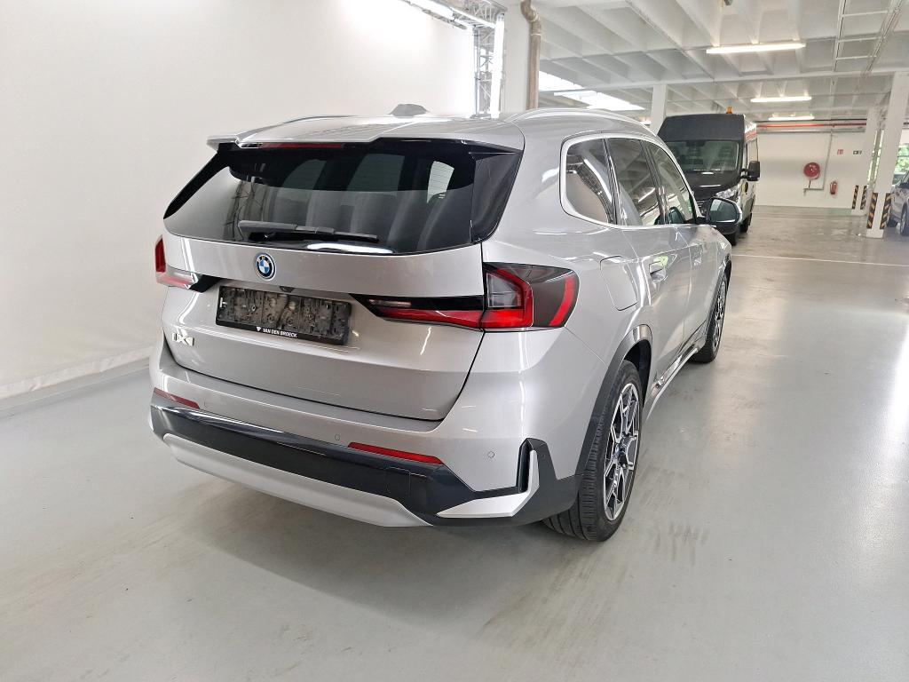 Foto 4 van BMW ix1