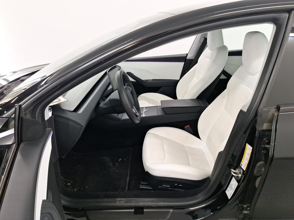 Foto 6 van Tesla Model 3