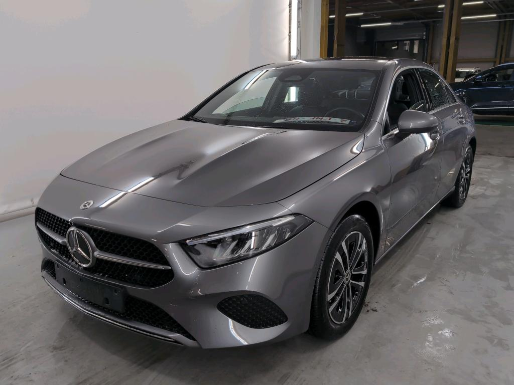Mercedes-Benz A -CLSS LIMOUSINE 1.3  250 E PHEV BUSINESS LINE DCT