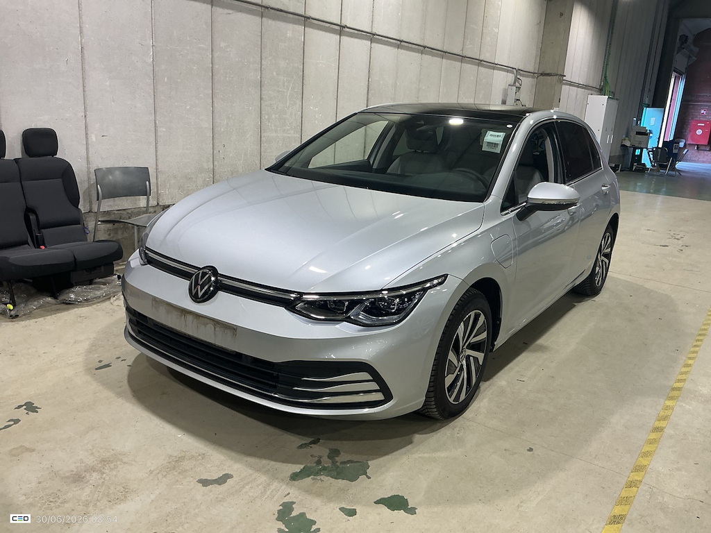 Volkswagen Golf VIII 1.4 EHYBRID STYLE BUSINESS PREMIUM DSG