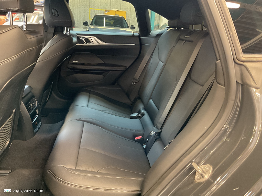 Foto 15 van BMW i4