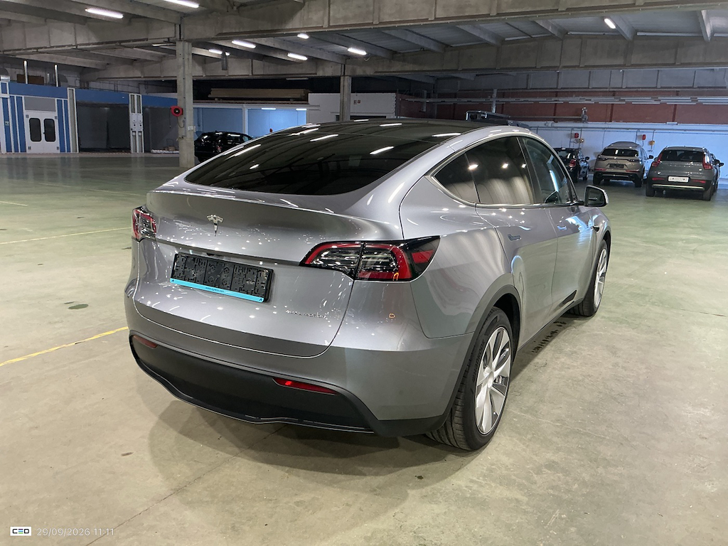 Foto 5 van Tesla Model Y