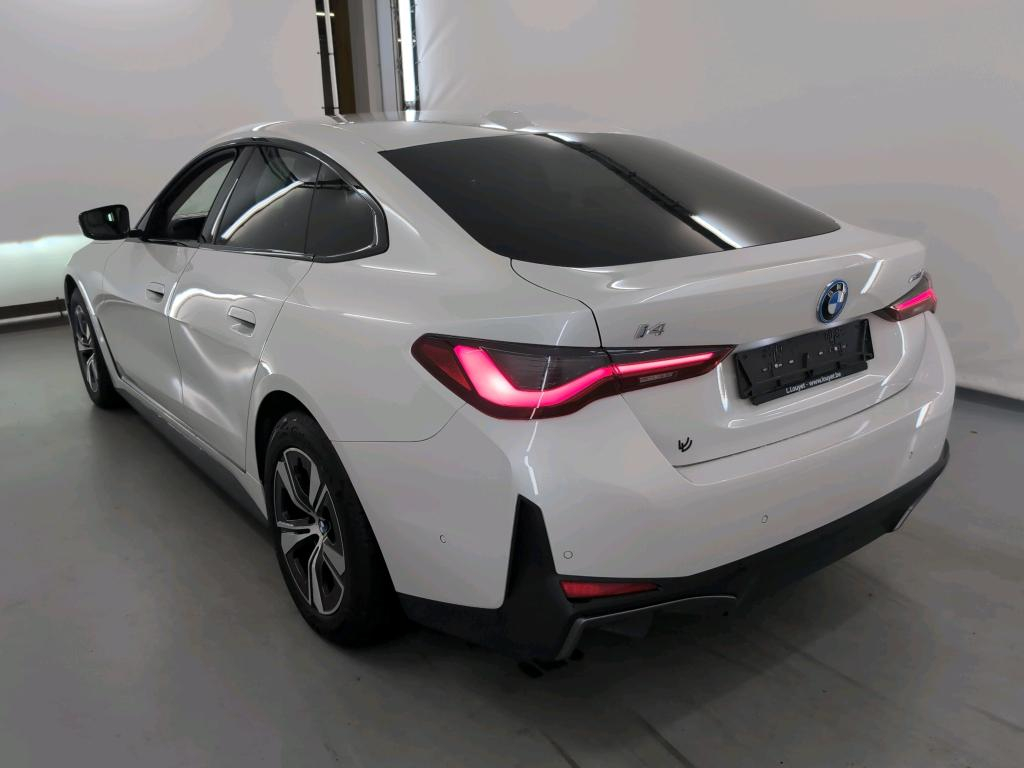 Foto 3 van BMW i4