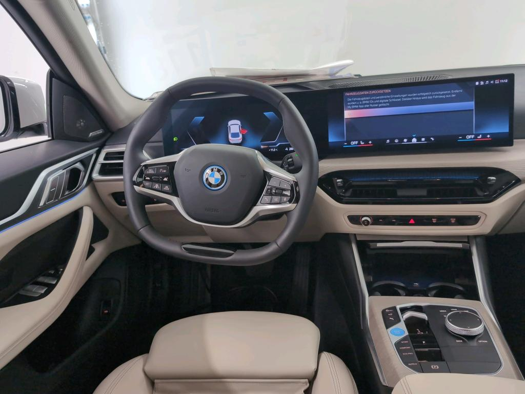 Foto 9 van BMW i4