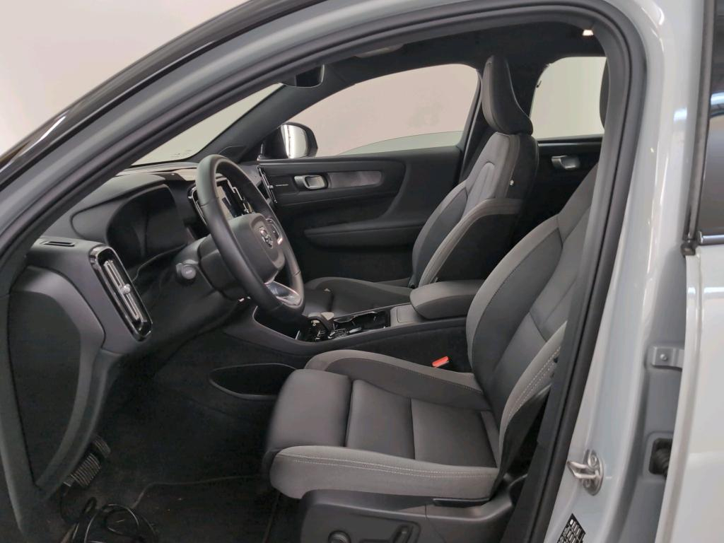 Foto 6 van Volvo EC40