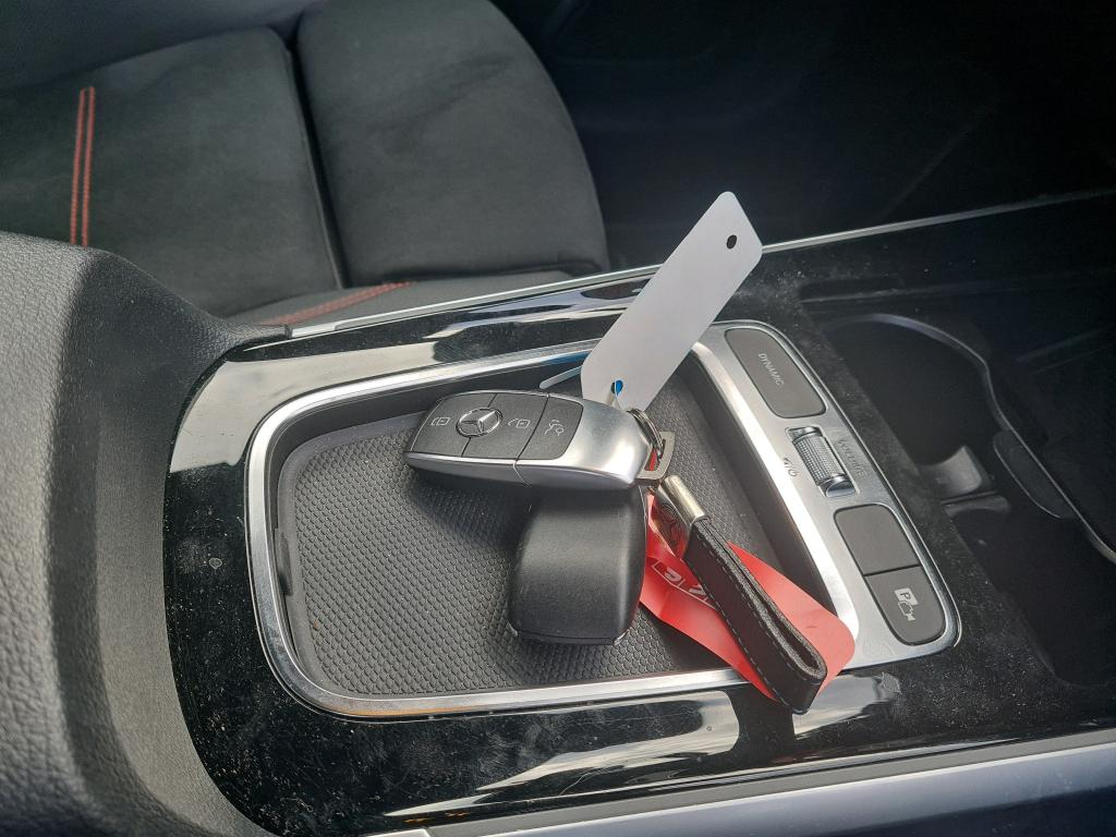 Foto 10 van Mercedes EQB