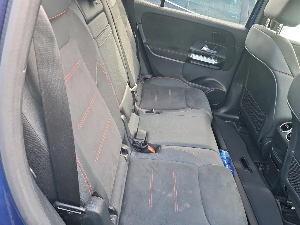 Foto 4 van Mercedes EQB