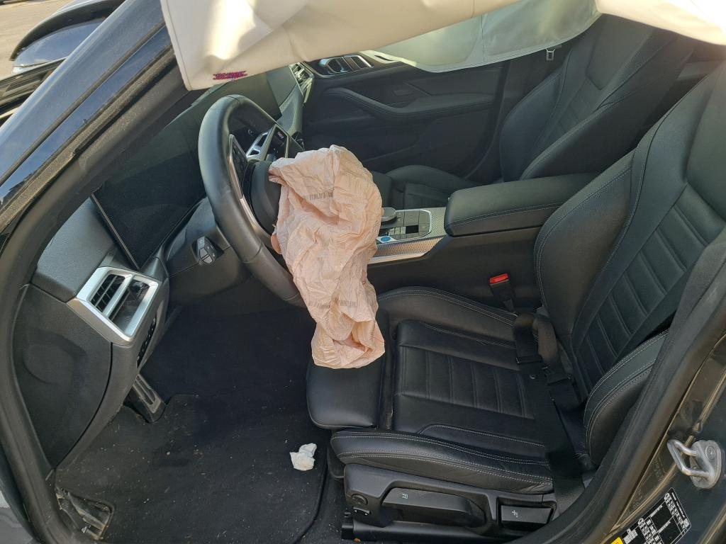 Foto 2 van BMW i4