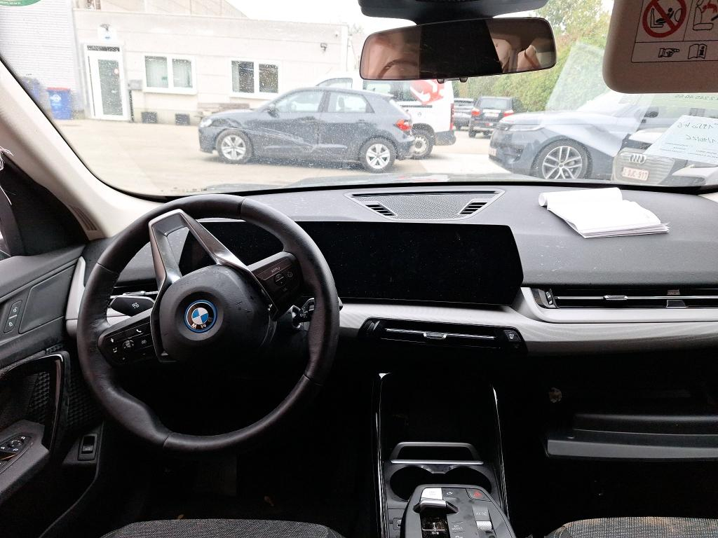 Foto 3 van BMW ix1
