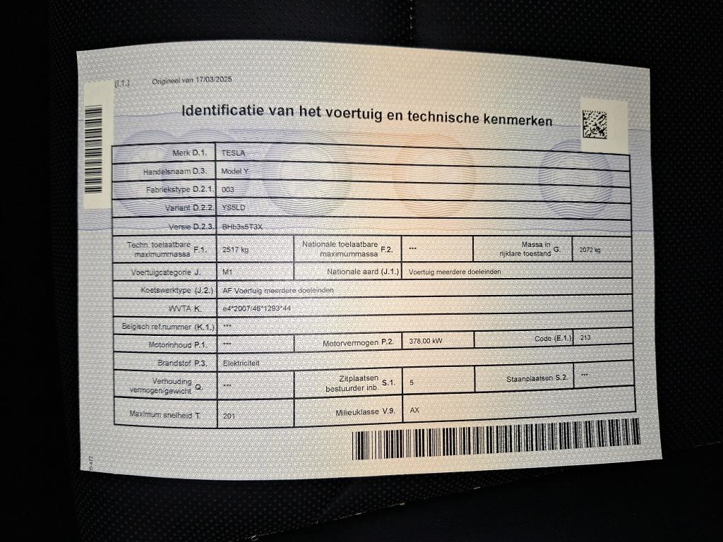 Foto 14 van Tesla Model Y