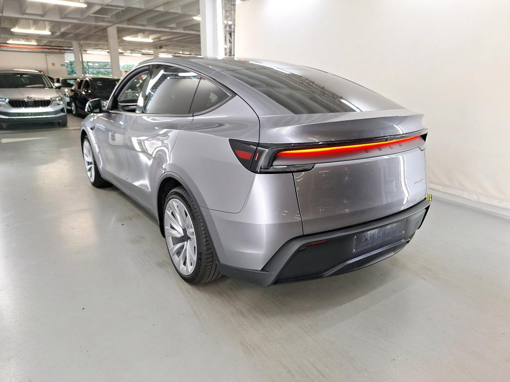 Foto 4 van Tesla Model Y