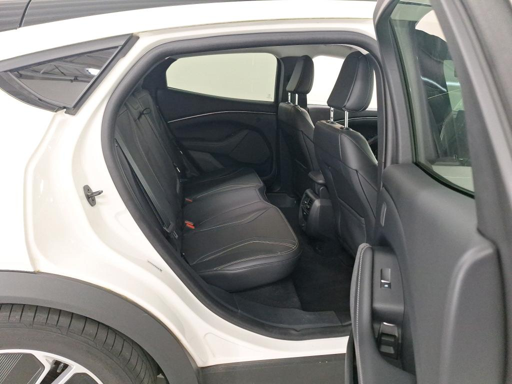 Foto 7 van Ford Mustang
