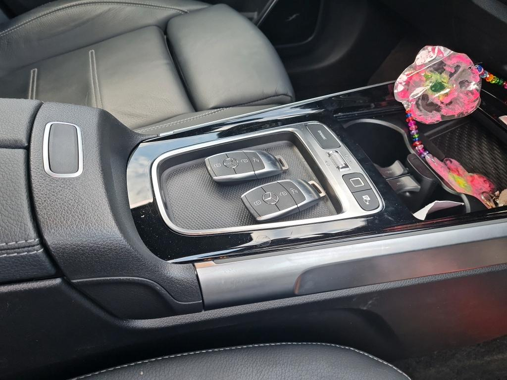 Foto 7 van Mercedes EQB