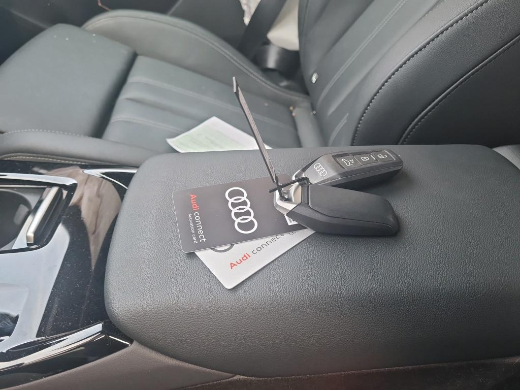 Foto 10 van Audi Q6 e-tron