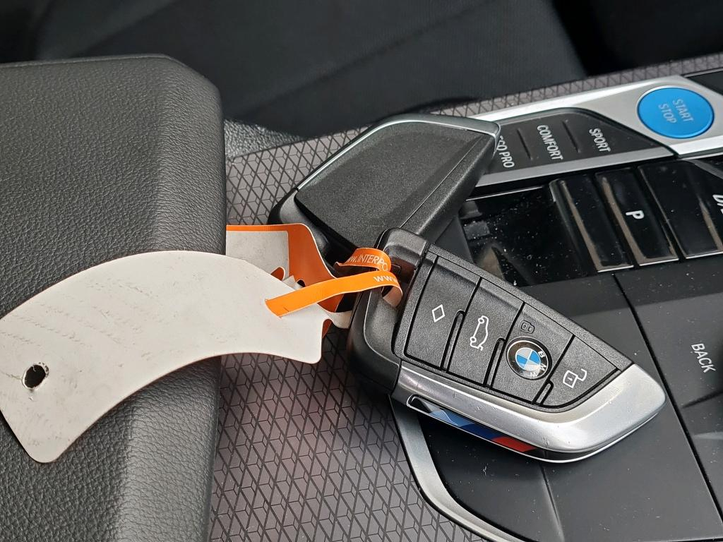 Foto 9 van BMW i4