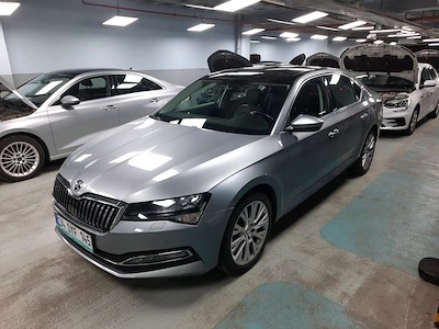 Ayvens Carmarket den SKODA SUPERB satın al
