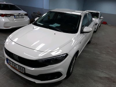 Kaufe FIAT Egea bei Ayvens Carmarket