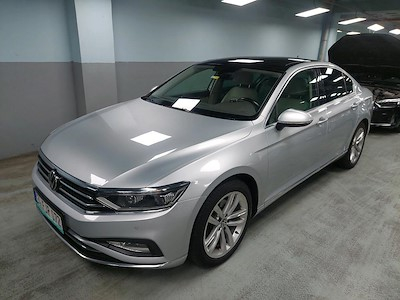 Buy VOLKSWAGEN PASSAT on Ayvens Carmarket