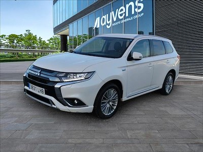Acquista MITSUBISHI OUTLANDER a Ayvens Carmarket