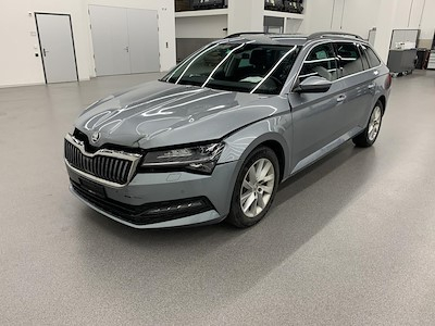 Achetez SKODA SUPERB COMBI sur Ayvens Carmarket