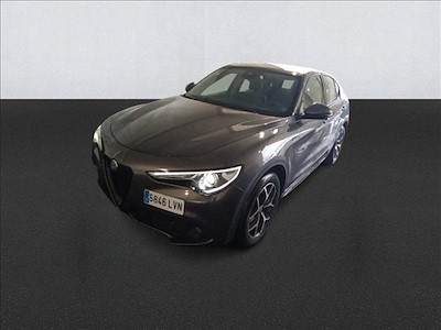 Köp ALFA ROMEO STELVIO på Ayvens Carmarket