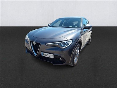 Acquista ALFA ROMEO STELVIO a Ayvens Carmarket