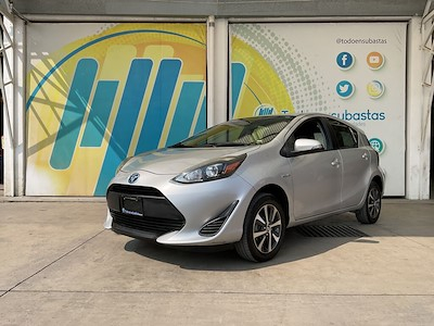 Buy TOYOTA 2018 on Ayvens Carmarket