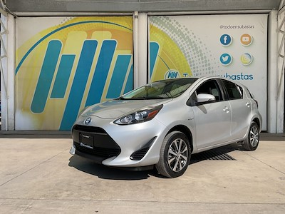 Buy TOYOTA 2018 on Ayvens Carmarket