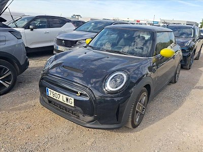 Osta [Merkki] [Malli] osoitteesta Ayvens Carmarket