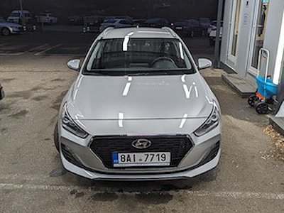 Kupi HYUNDAI i30  na Ayvens Carmarket