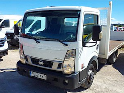 Compra NISSAN NT400 CABSTAR en Ayvens Carmarket